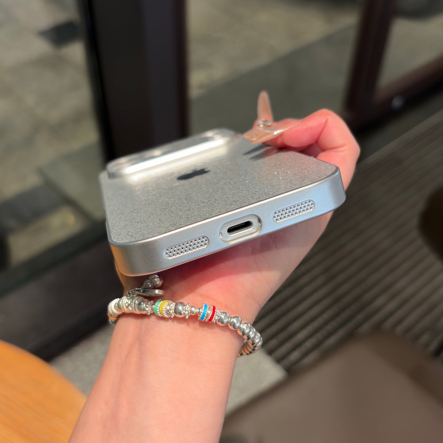 Luxury Glitter Silver iPhone Case with Apple Logo - Coverify