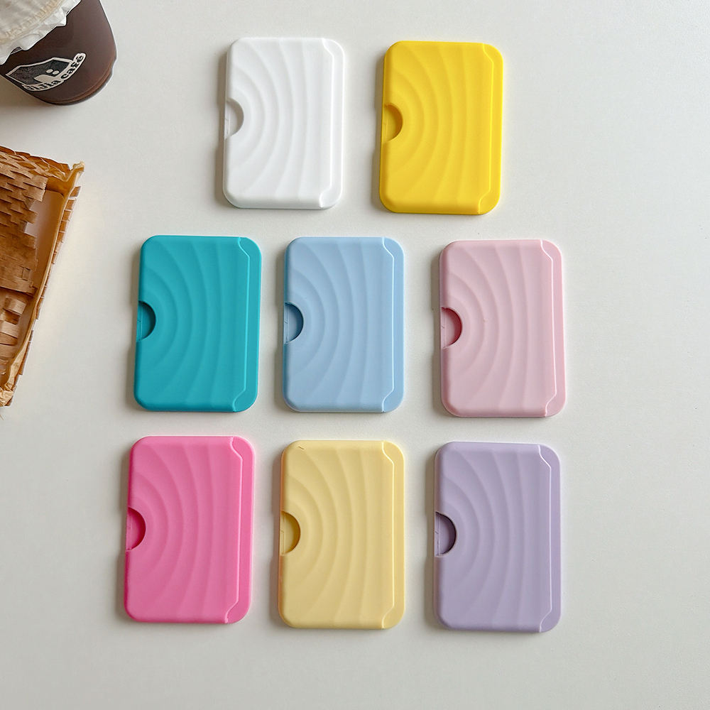 Luxury Magnetic Soft Silicone Card Holder with Wave Pattern - Coverify